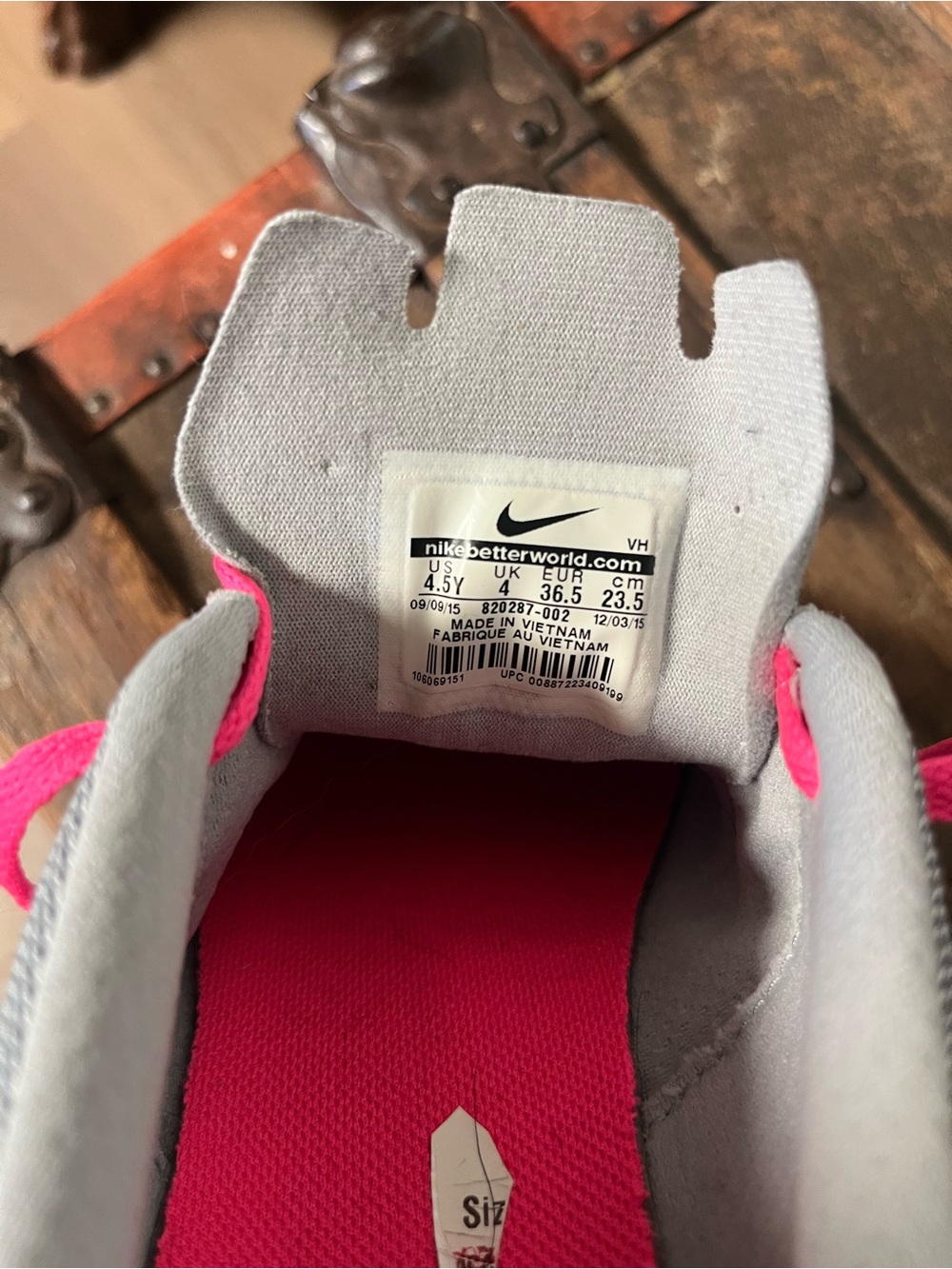 Nike Flex Fury 2 Gray Pink Running Shoes Girls 4.5Y Womens 6 - Picture 7 of 7